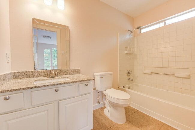 Building Photo - 7322 Parkland Manor Dr