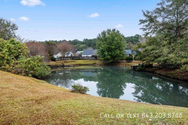 Building Photo - 133 2 Pond Loop