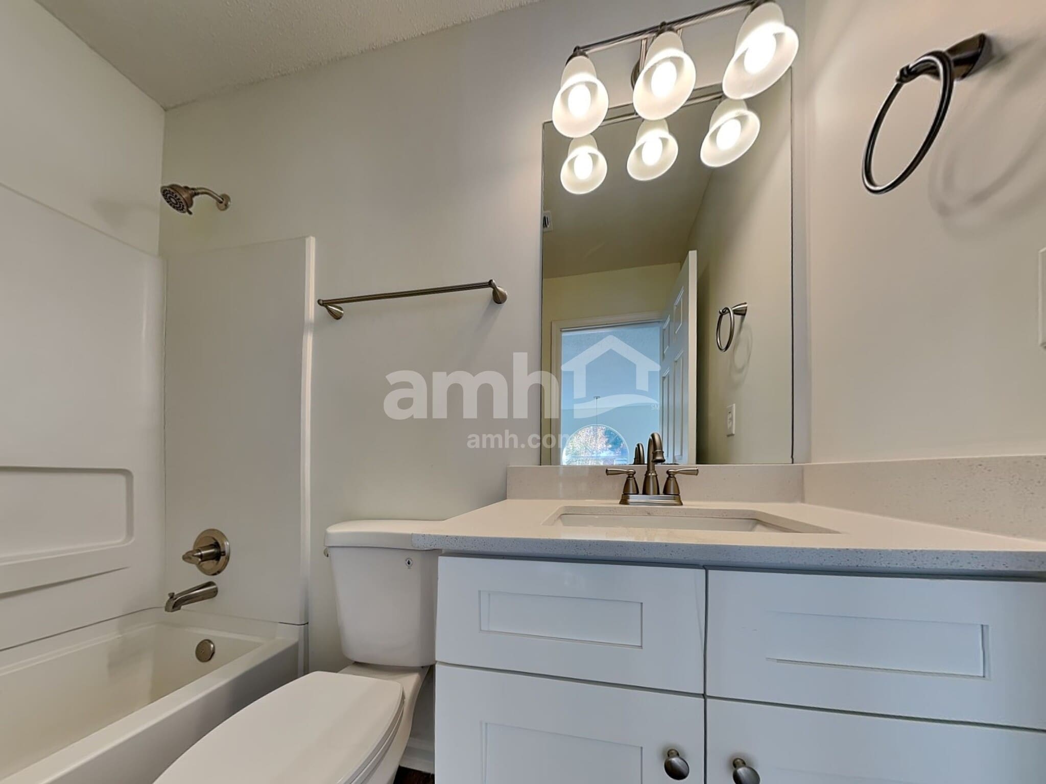 Building Photo - 6136 Swabia Ln