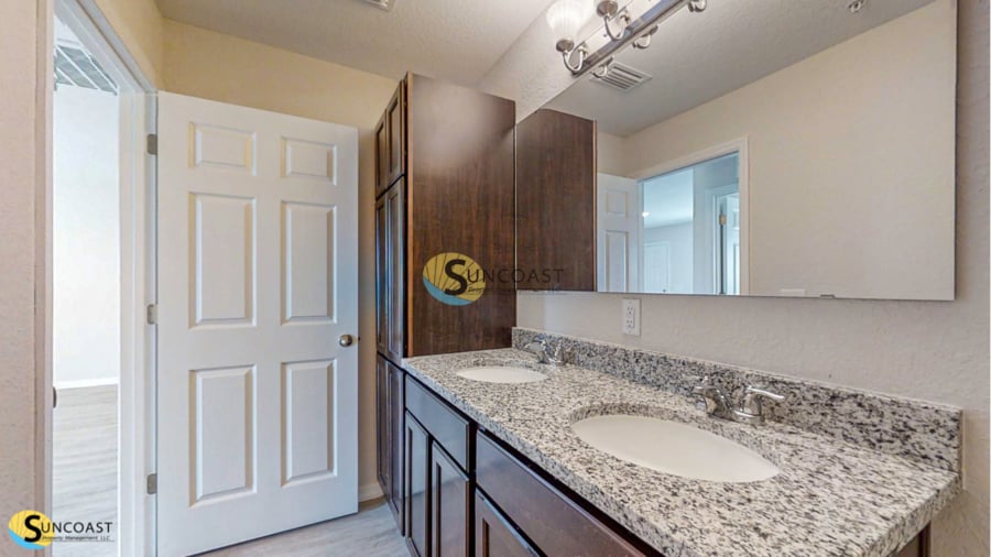 Building Photo - 45 Walnut Run