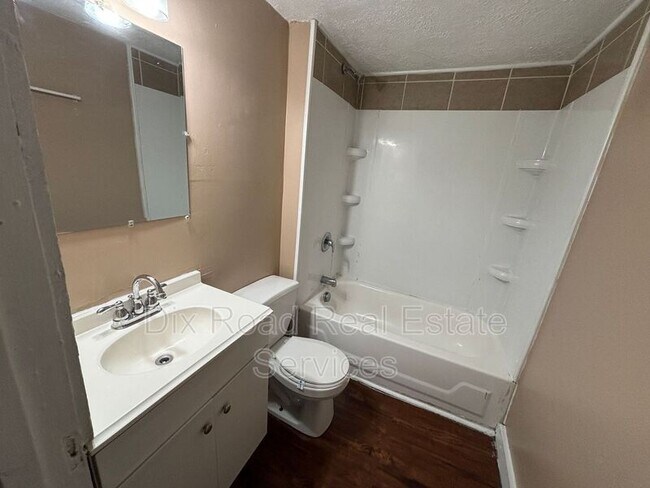 Building Photo - 1618 Taylor