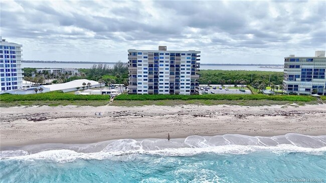 Building Photo - 10044 S Ocean Dr