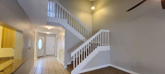 Building Photo - 3/2 Townhome in Altamonte Springs - The La...