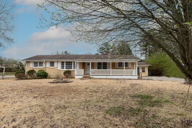 Building Photo - 519 Harolds Dr NW