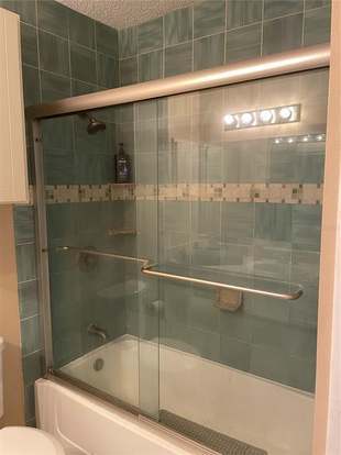 Building Photo - 8756 Mallard Reserve Dr
