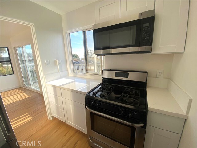 Building Photo - 2127 S Coast Hwy