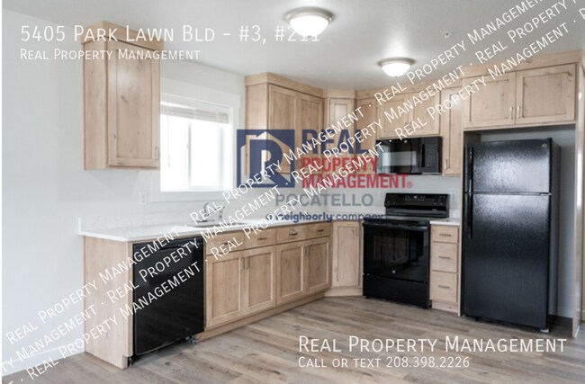 Building Photo - 5405 Park Lawn Dr