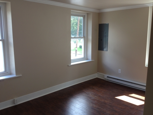 Building Photo - 800 Mohrsville Rd