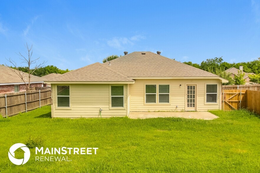 Building Photo - 405 Harvard Dr