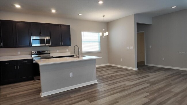 Building Photo - 445 Silverbell Trl