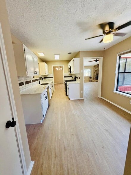 Building Photo - 13438 Nevermore Dr
