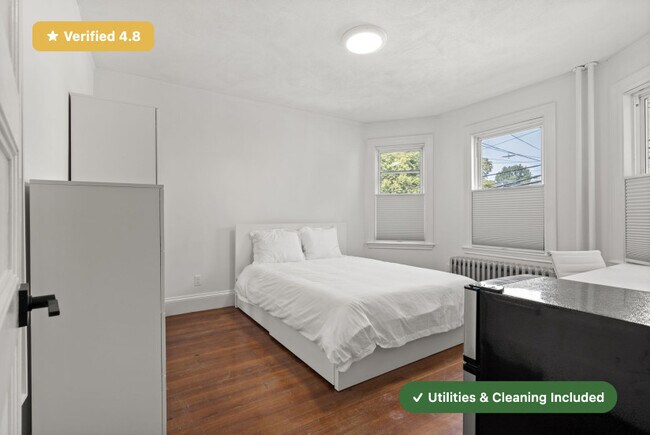 Building Photo - Furnished Bedroom in Jamaica Plain