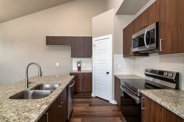 Building Photo - 628 Fallow Dr