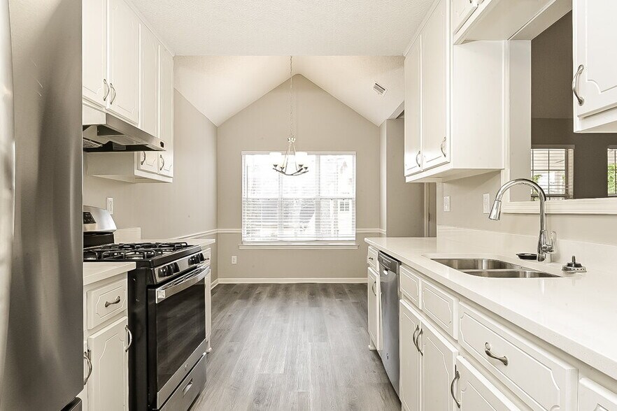 Building Photo - 104 Nanci Ct