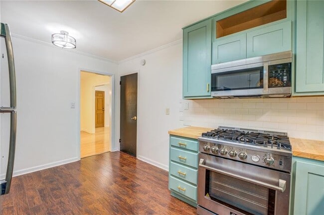 Building Photo - 1288 Elva Dr SW