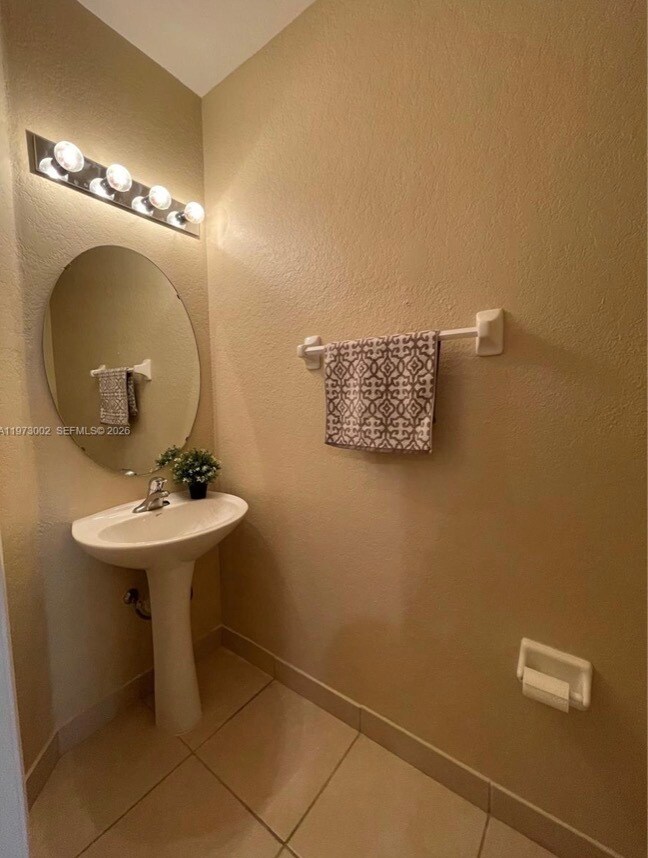 Building Photo - 6361 Landings Ter