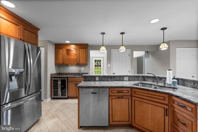 Building Photo - 10218 Feaga Farm Ct