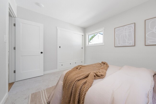 Building Photo - Beautifully Remodeled 4-Bedroom Rancher in...