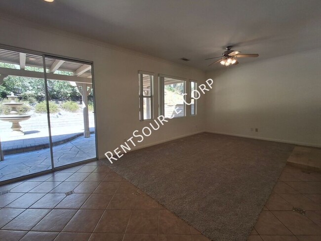 Building Photo - 24339 Alyssum Pl