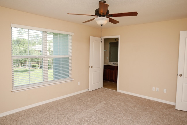 Building Photo - 142 Aston Grande Dr