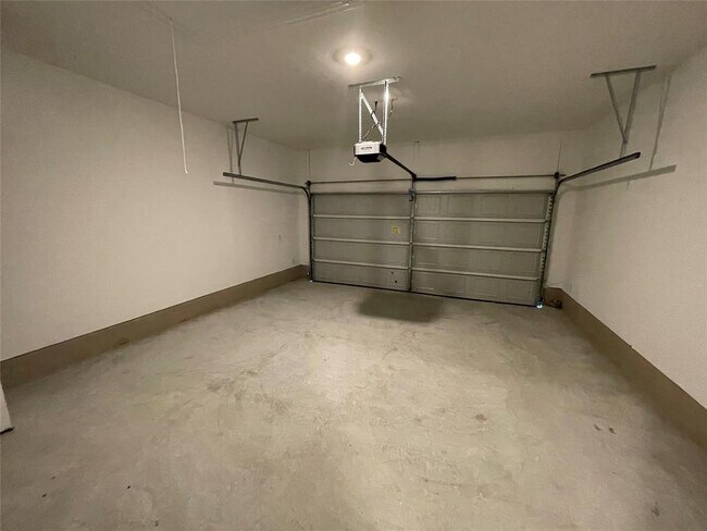 Building Photo - 101 Thurman Holt Rd