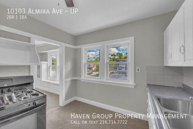 Building Photo - 10103 Almira Ave