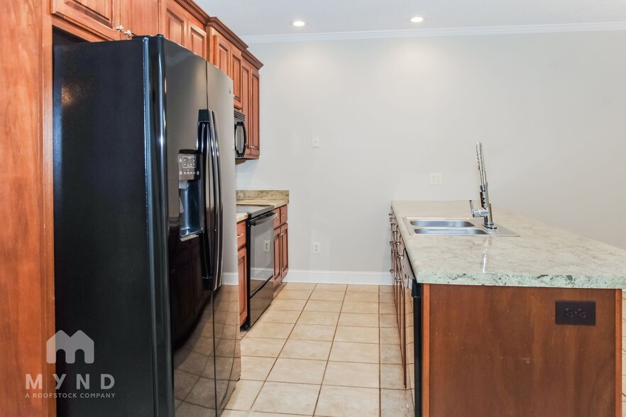 Building Photo - 17685 Antlers Pass