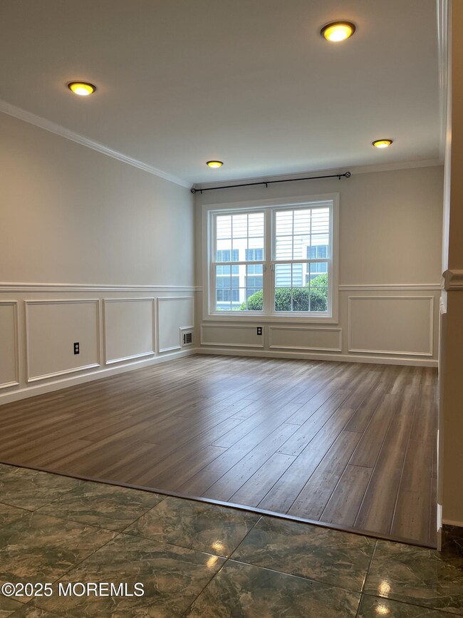 Building Photo - 442 Indigo Ct