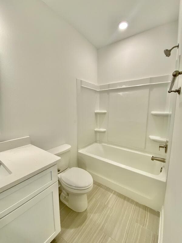 Building Photo - 156 Kara Lake Dr