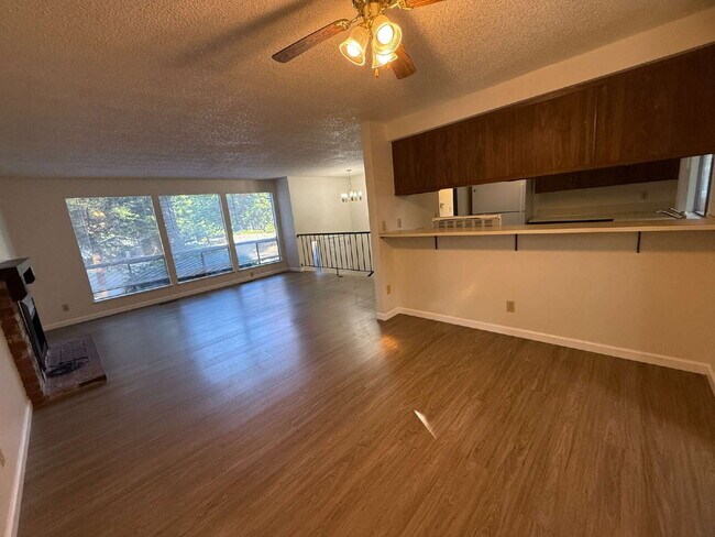 Building Photo - "Charming 3-Bedroom Home with Cozy Firepla...