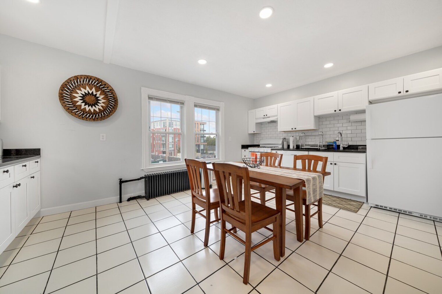 Building Photo - 503 Western Ave