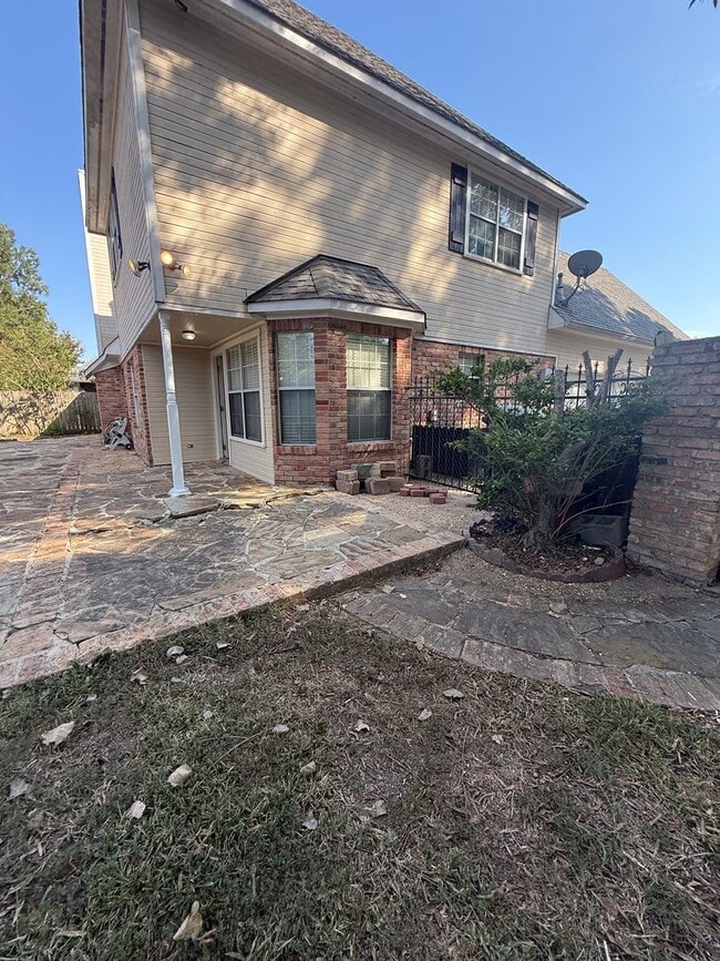 Building Photo - Rental Property