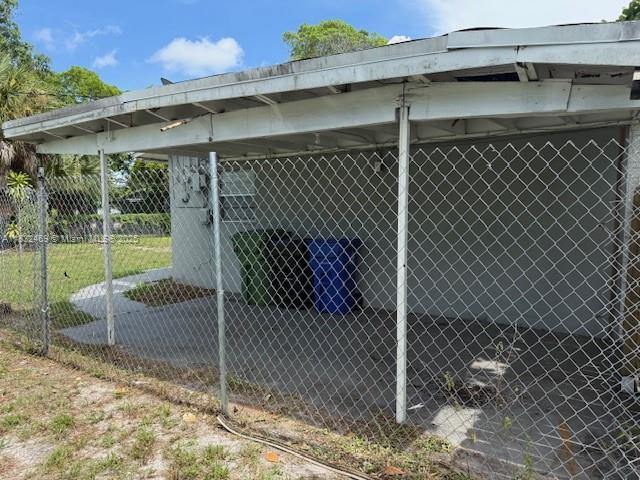 Building Photo - 1050 NW 23rd Way