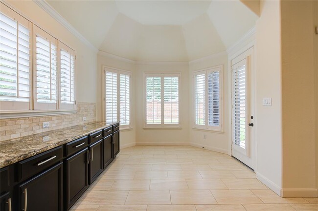 Building Photo - 25642 Luna Vista Dr