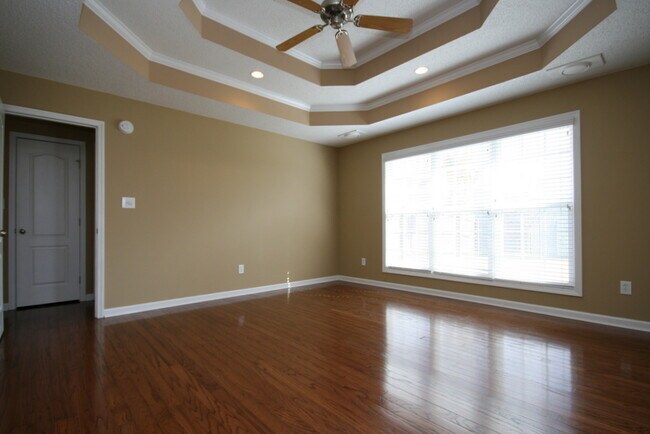 Building Photo - 176 Timber Oak Rd