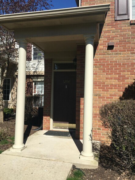 Front Door - 5294 Brookemonte Cir