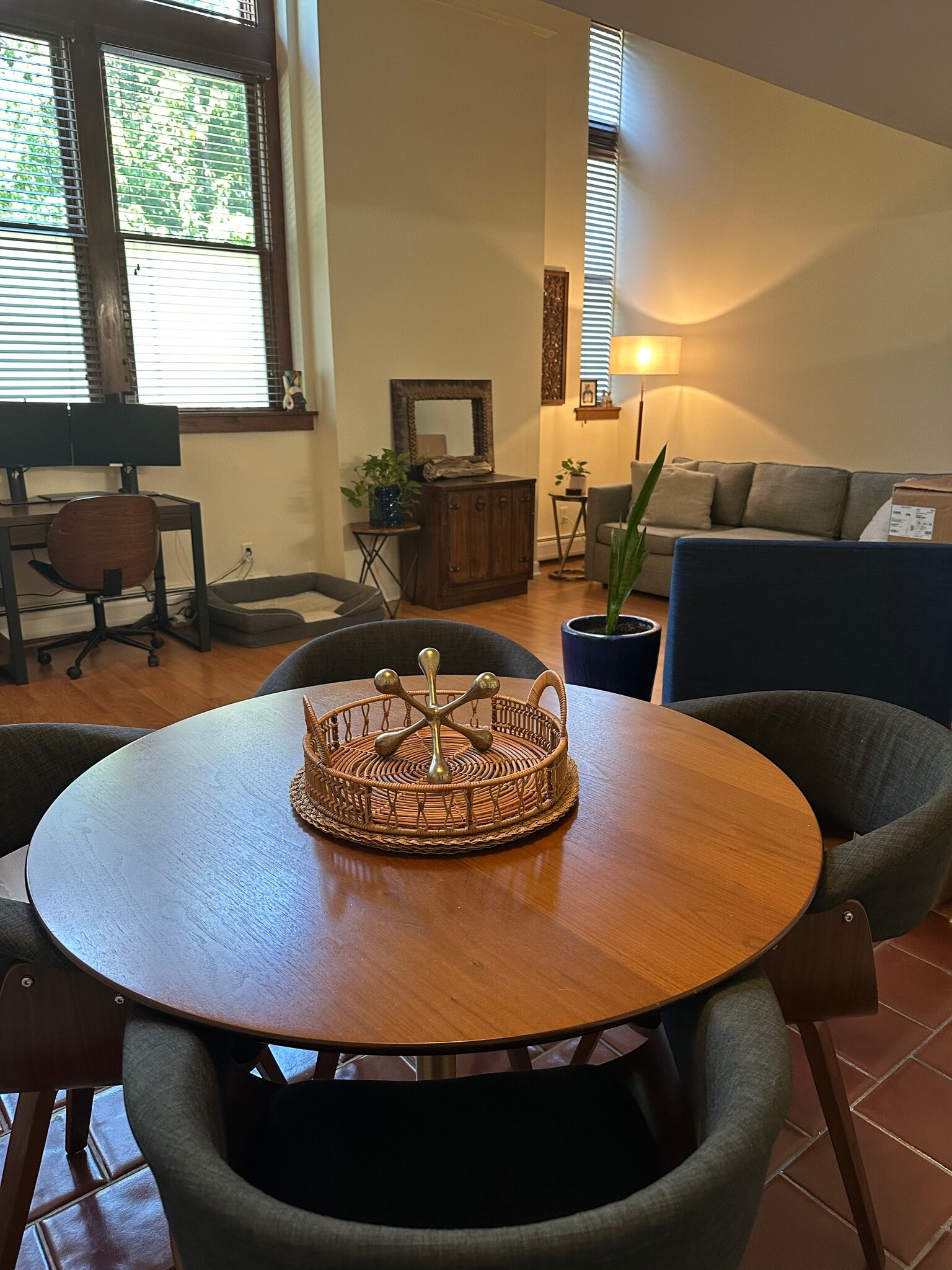 Dining room - 32 Pine St