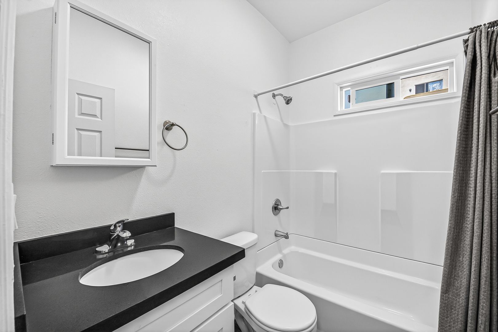 Building Photo - 1503 S Shenandoah St