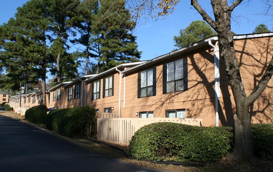 Aspen Woods 3379 Flat Shoals Rd Decatur GA 30034 Apartment Finder
