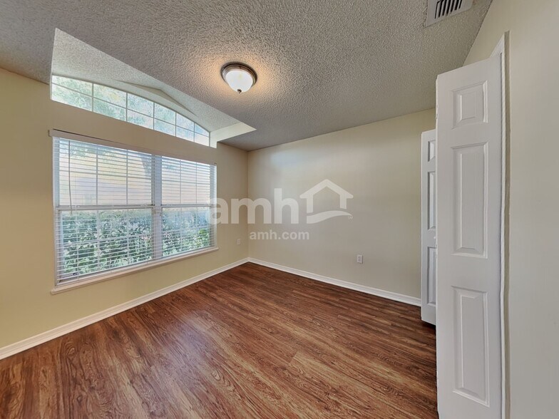 Building Photo - 4308 Iveyglen Ave