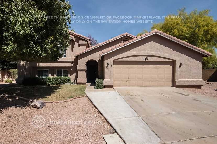 Primary Photo - 1126 E Hearne Way