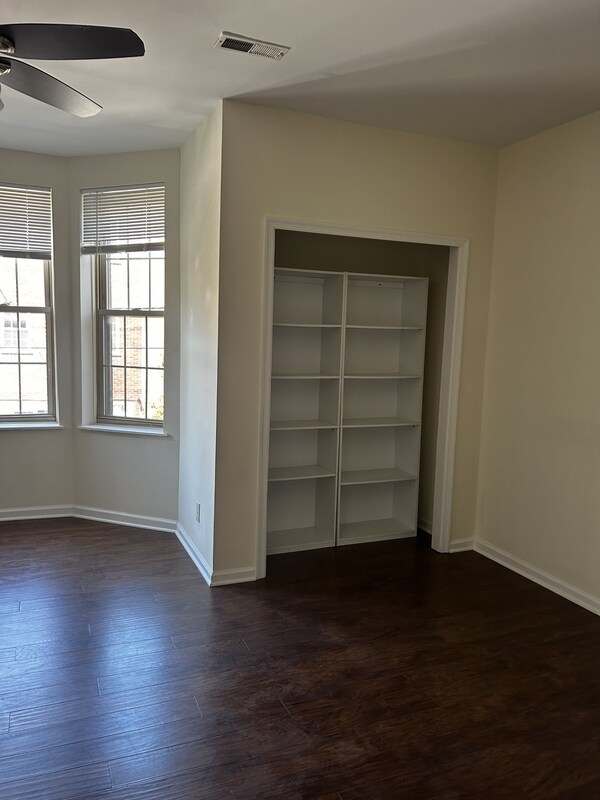 Building Photo - 1547 S 13th St