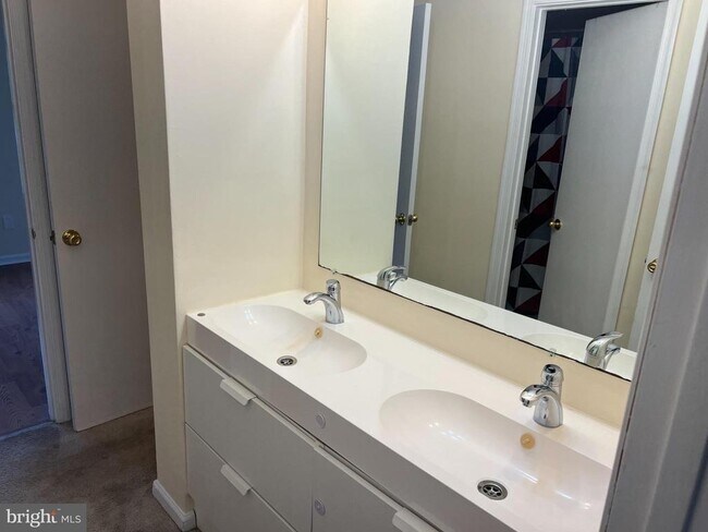 Building Photo - 15224 Wentwood Ln