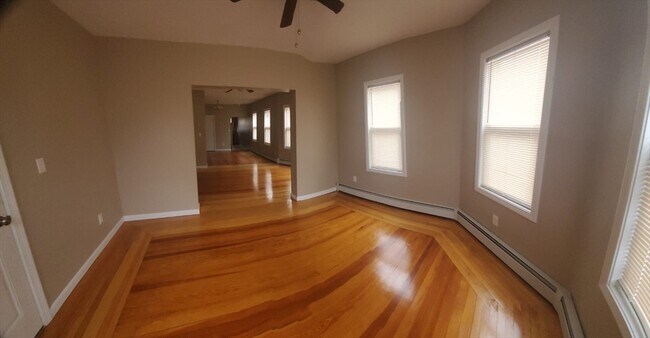 Building Photo - 246-248 Mt Pleasant St