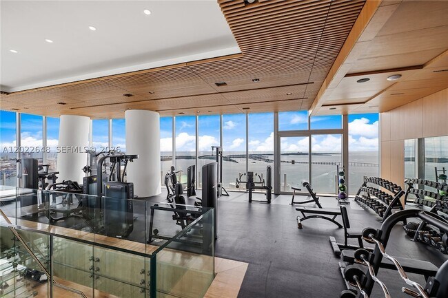Building Photo - 300 S Biscayne Blvd