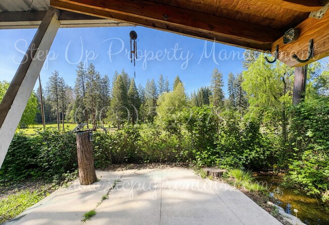 Building Photo - 22622 Twain Harte Dr