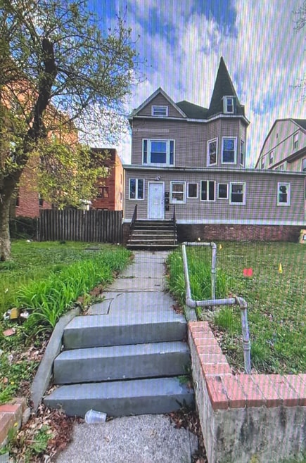Building Photo - 71 Lenox Ave