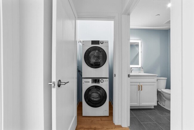 Building Photo - 500 Talbot Ave