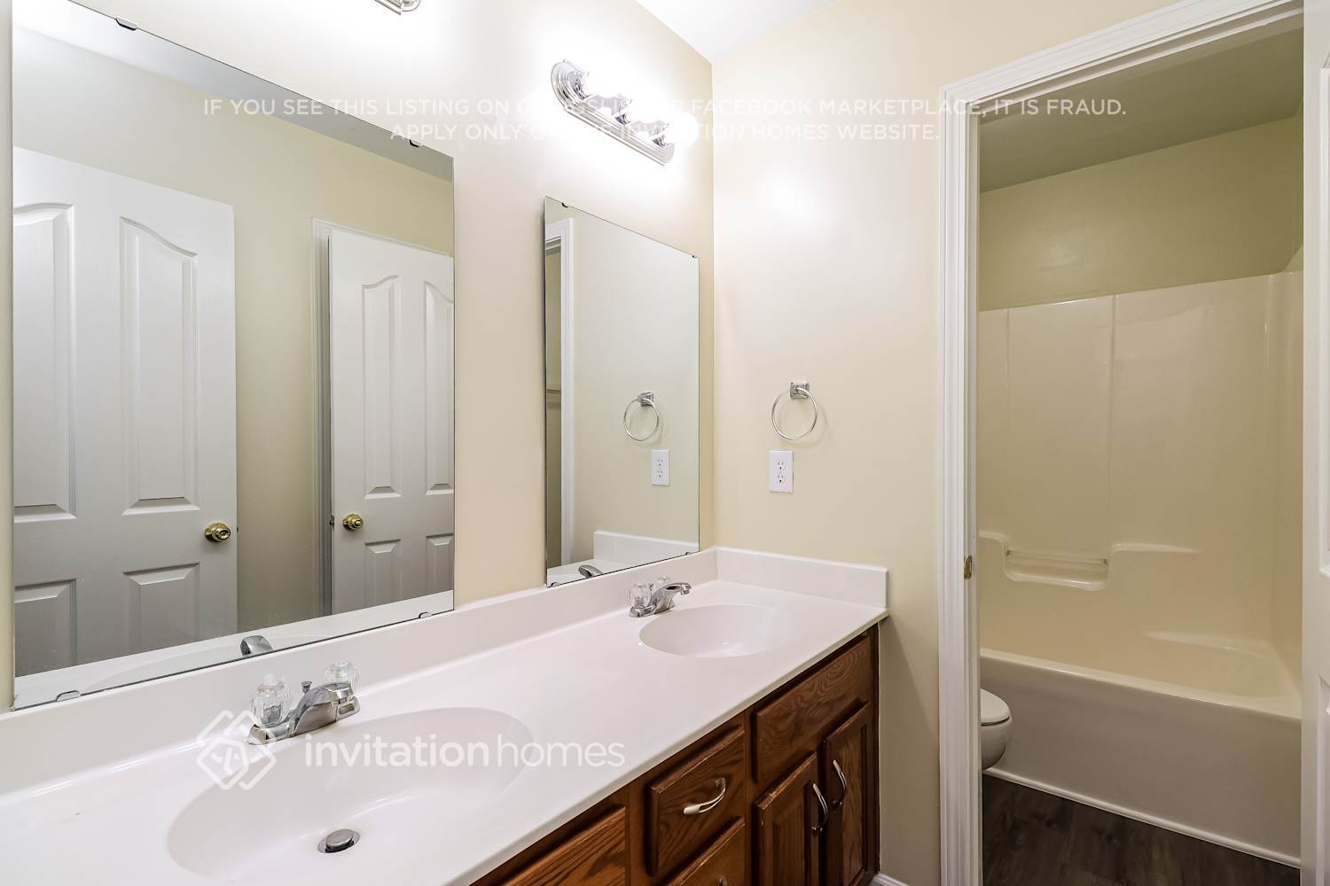 Building Photo - 4701 Sandtyn Dr