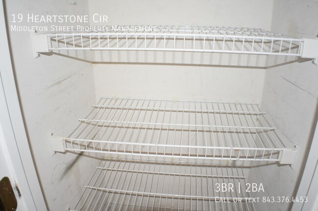 Building Photo - 19 Heartstone Cir